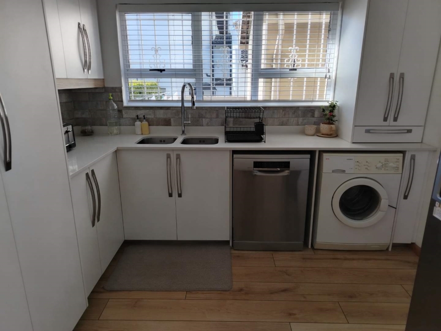 4 Bedroom Property for Sale in Bedfordview Gauteng