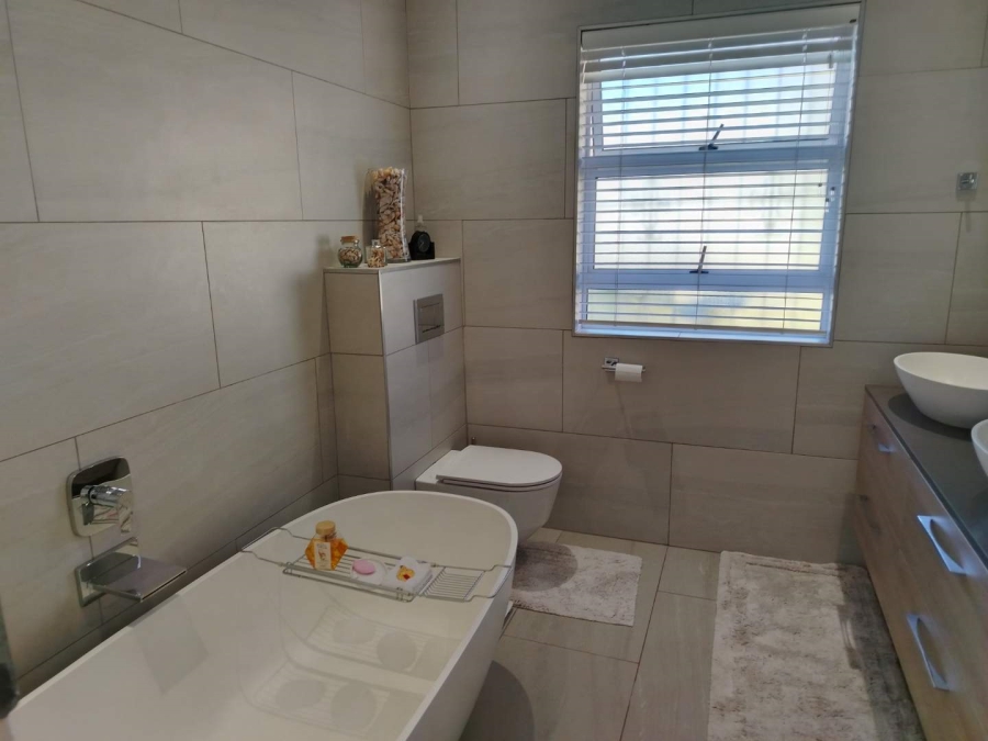 4 Bedroom Property for Sale in Bedfordview Gauteng