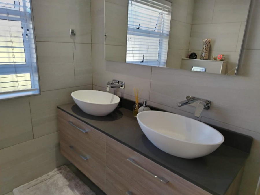 4 Bedroom Property for Sale in Bedfordview Gauteng
