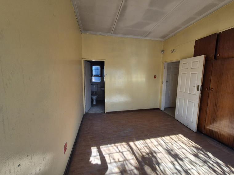 To Let 6 Bedroom Property for Rent in Leondale Gauteng