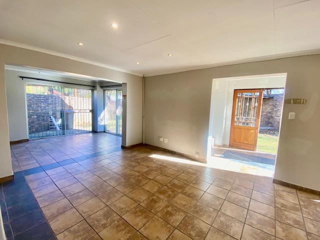 To Let 3 Bedroom Property for Rent in Wierdapark Gauteng