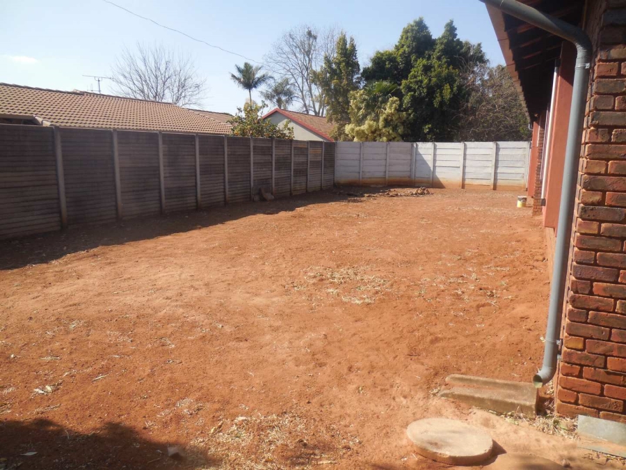 To Let 3 Bedroom Property for Rent in Silverton Gauteng