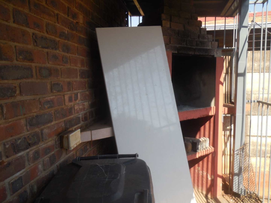 To Let 3 Bedroom Property for Rent in Silverton Gauteng