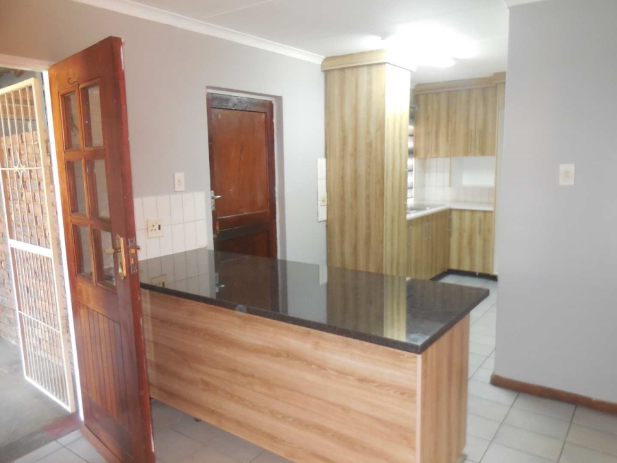 To Let 3 Bedroom Property for Rent in Silverton Gauteng