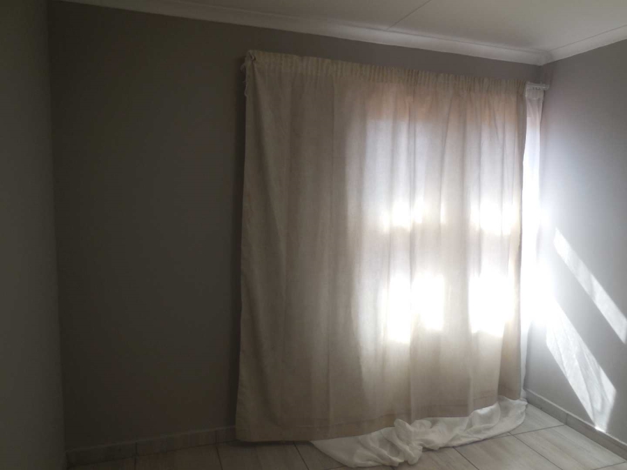 To Let 3 Bedroom Property for Rent in Silverton Gauteng