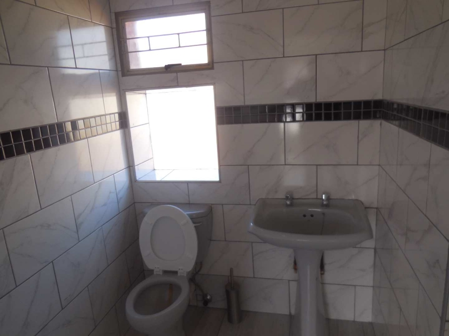 To Let 3 Bedroom Property for Rent in Silverton Gauteng