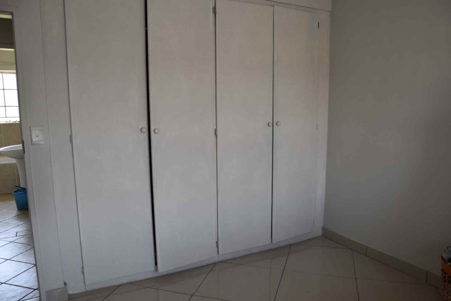 2 Bedroom Property for Sale in Pretoria West Gauteng
