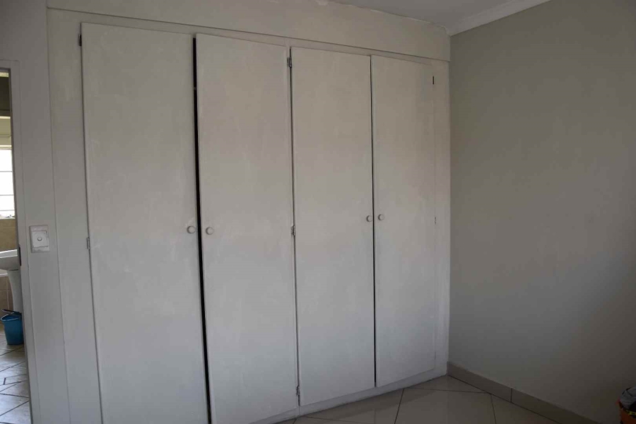 2 Bedroom Property for Sale in Pretoria West Gauteng
