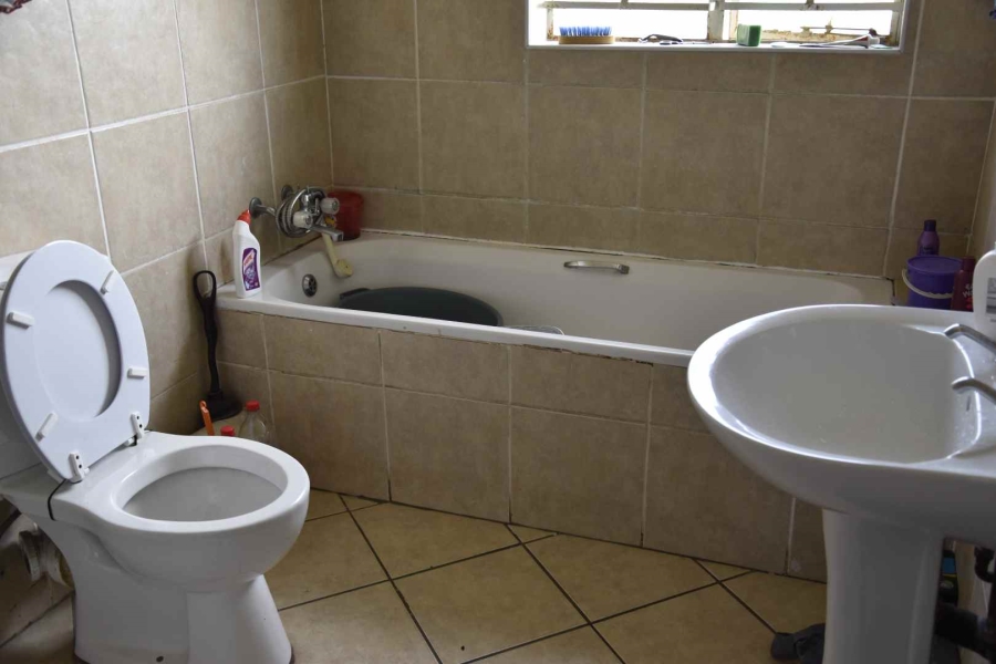 2 Bedroom Property for Sale in Pretoria West Gauteng