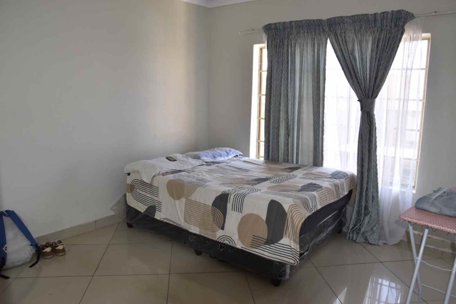 2 Bedroom Property for Sale in Pretoria West Gauteng