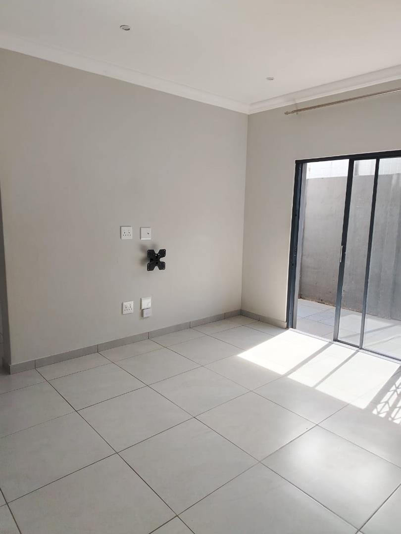 2 Bedroom Property for Sale in Pretoria North Gauteng