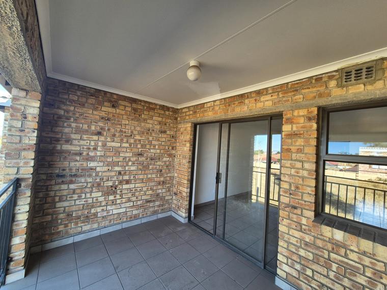 3 Bedroom Property for Sale in Albertsdal Gauteng