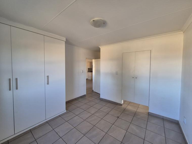 3 Bedroom Property for Sale in Albertsdal Gauteng