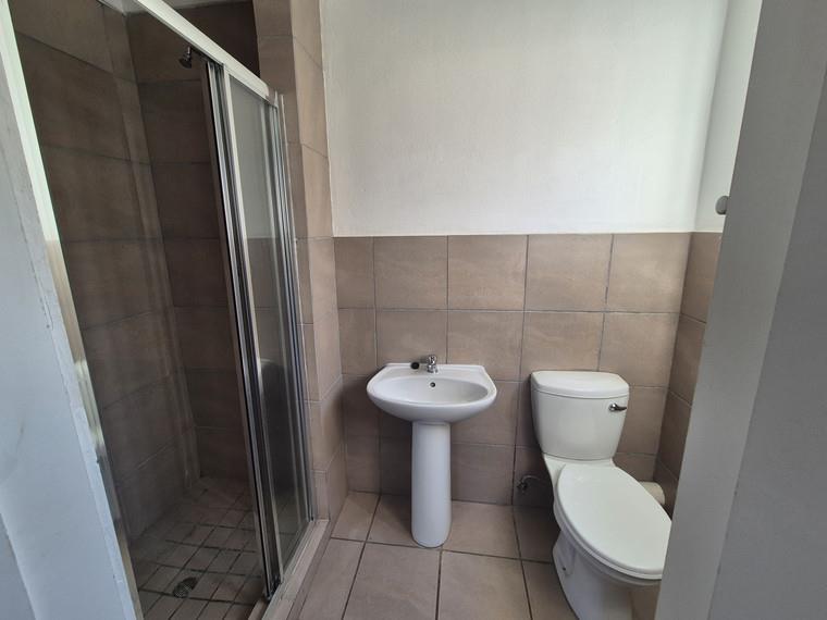 3 Bedroom Property for Sale in Albertsdal Gauteng