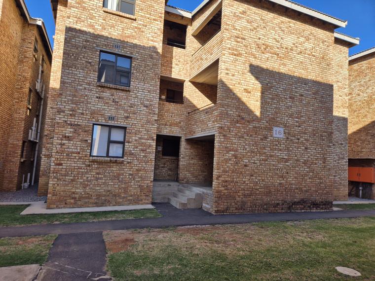 3 Bedroom Property for Sale in Albertsdal Gauteng