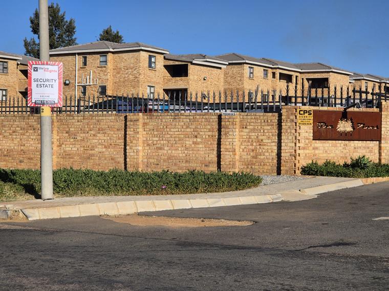 3 Bedroom Property for Sale in Albertsdal Gauteng
