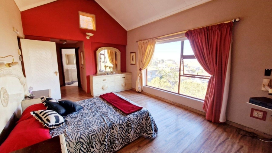 3 Bedroom Property for Sale in Bassonia Gauteng