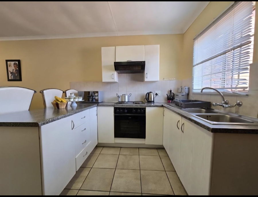 3 Bedroom Property for Sale in Elandspark Gauteng