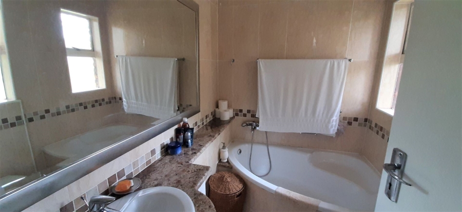 3 Bedroom Property for Sale in Moreleta Park Gauteng