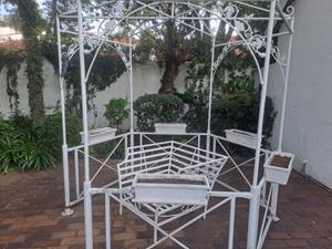 To Let 1 Bedroom Property for Rent in Illovo Gauteng