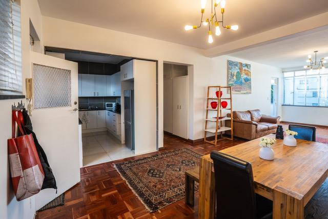 To Let 2 Bedroom Property for Rent in Illovo Gauteng