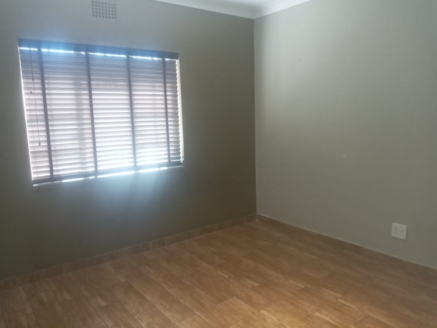 3 Bedroom Property for Sale in Rothdene Gauteng