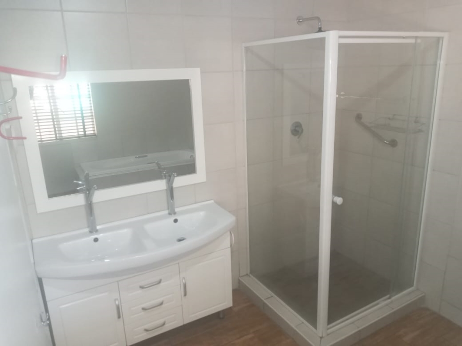 3 Bedroom Property for Sale in Rothdene Gauteng