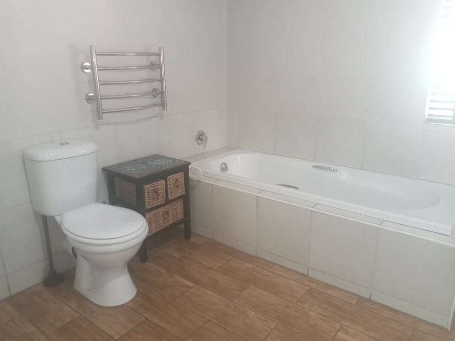 3 Bedroom Property for Sale in Rothdene Gauteng