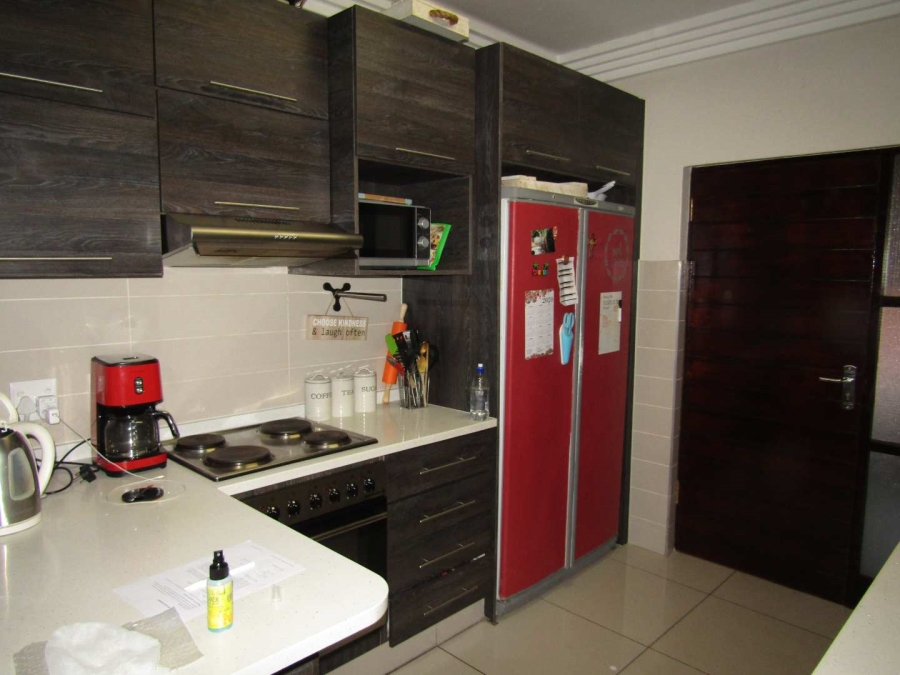 3 Bedroom Property for Sale in Eveleigh Gauteng