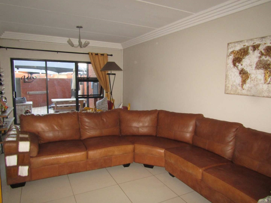 3 Bedroom Property for Sale in Eveleigh Gauteng