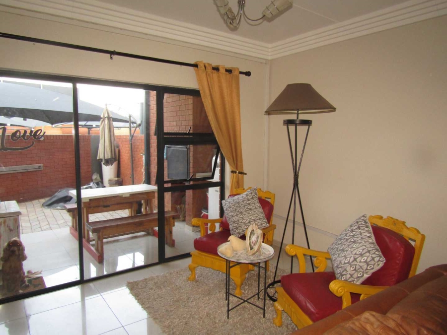 3 Bedroom Property for Sale in Eveleigh Gauteng