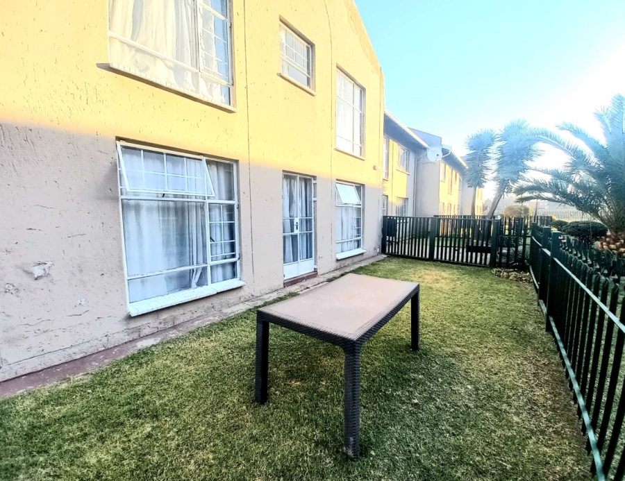 3 Bedroom Property for Sale in Ravenswood Gauteng