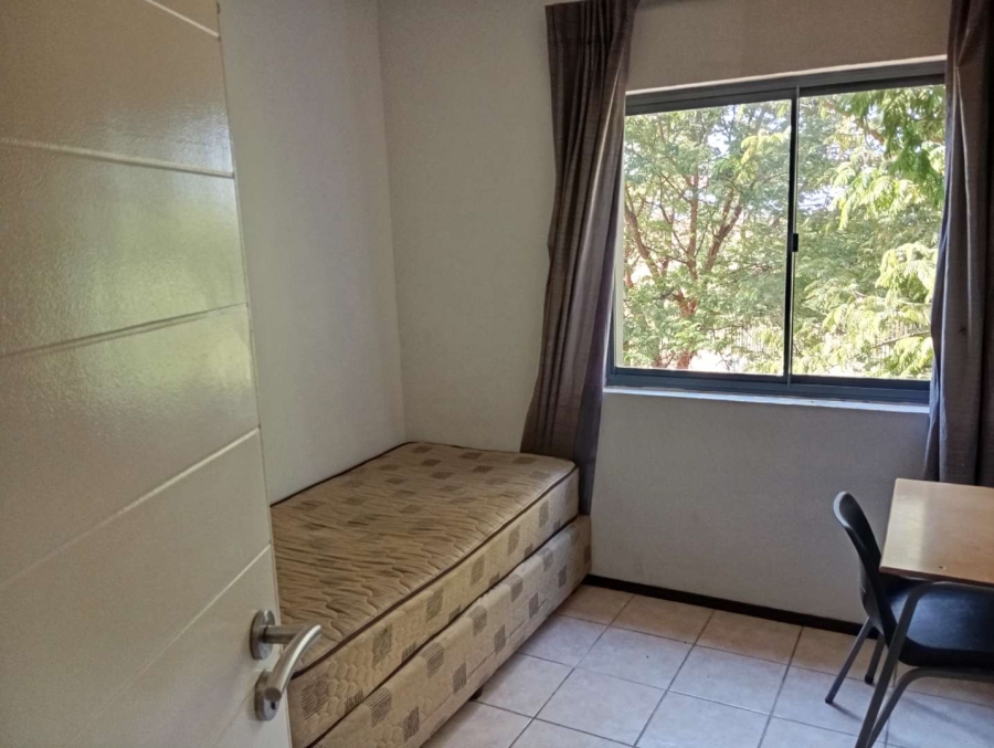 To Let 1 Bedroom Property for Rent in Ruimsig Gauteng