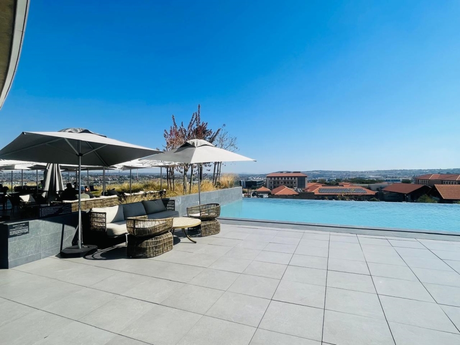 To Let 1 Bedroom Property for Rent in Waterfall Gauteng
