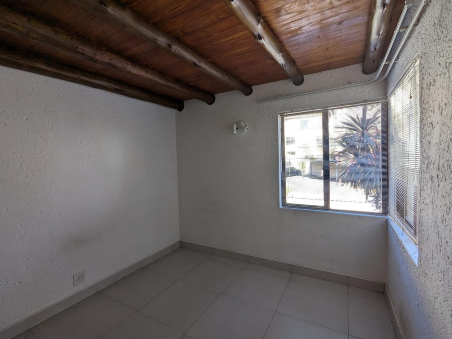 2 Bedroom Property for Sale in Bryanston Gauteng