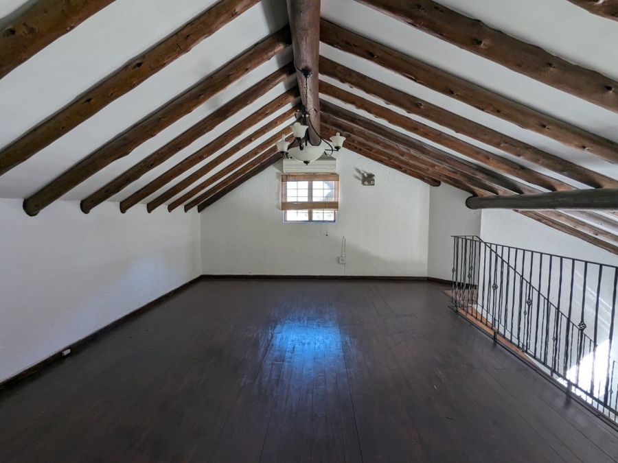 2 Bedroom Property for Sale in Bryanston Gauteng