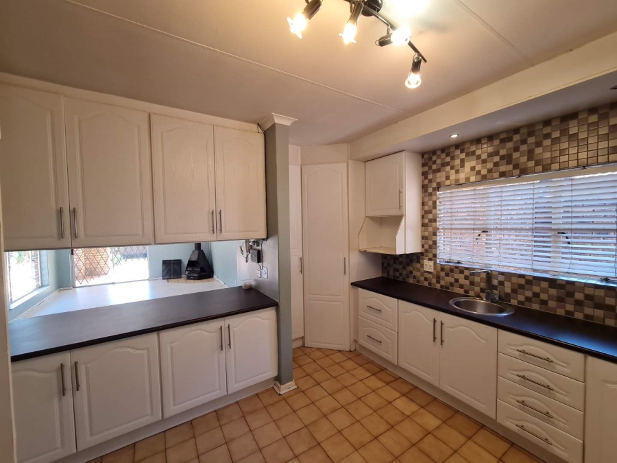 4 Bedroom Property for Sale in Ferndale Gauteng