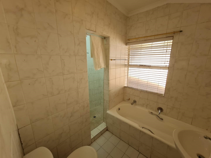 4 Bedroom Property for Sale in Ferndale Gauteng