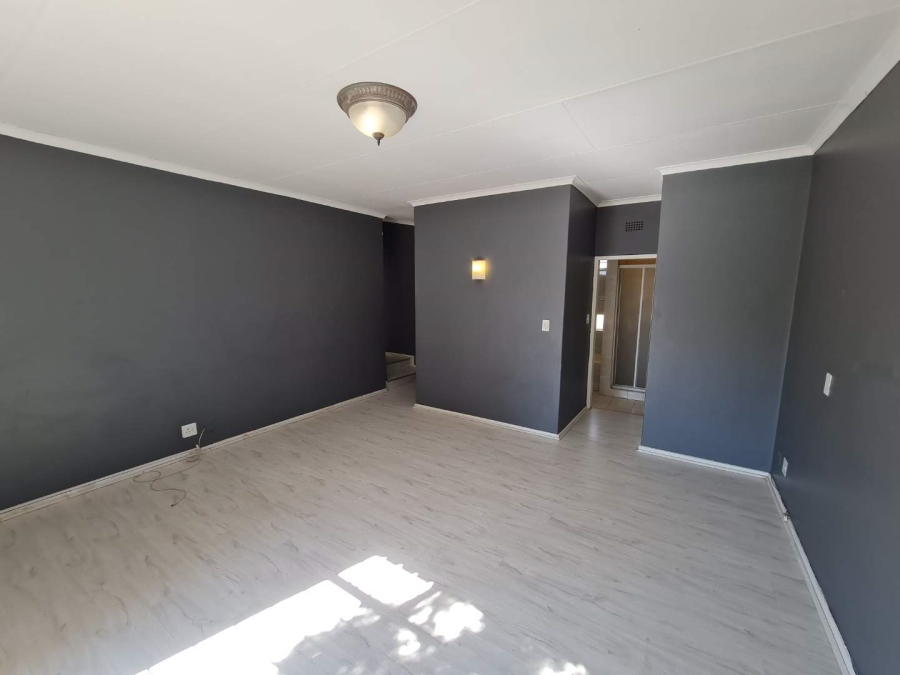 4 Bedroom Property for Sale in Ferndale Gauteng