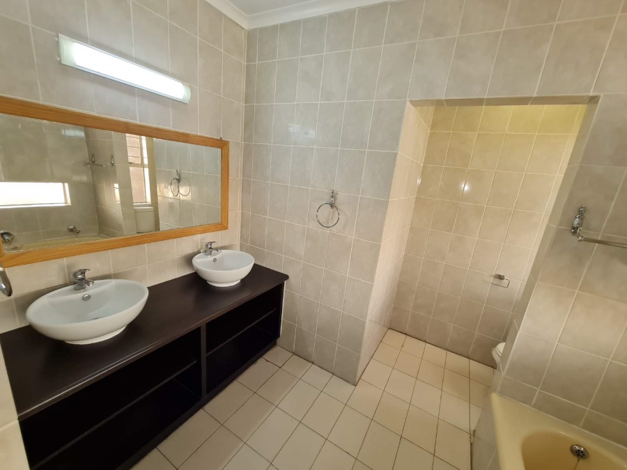 4 Bedroom Property for Sale in Ferndale Gauteng