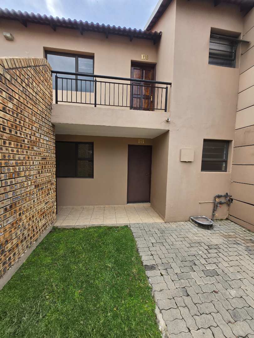 To Let 2 Bedroom Property for Rent in Noordhang Gauteng