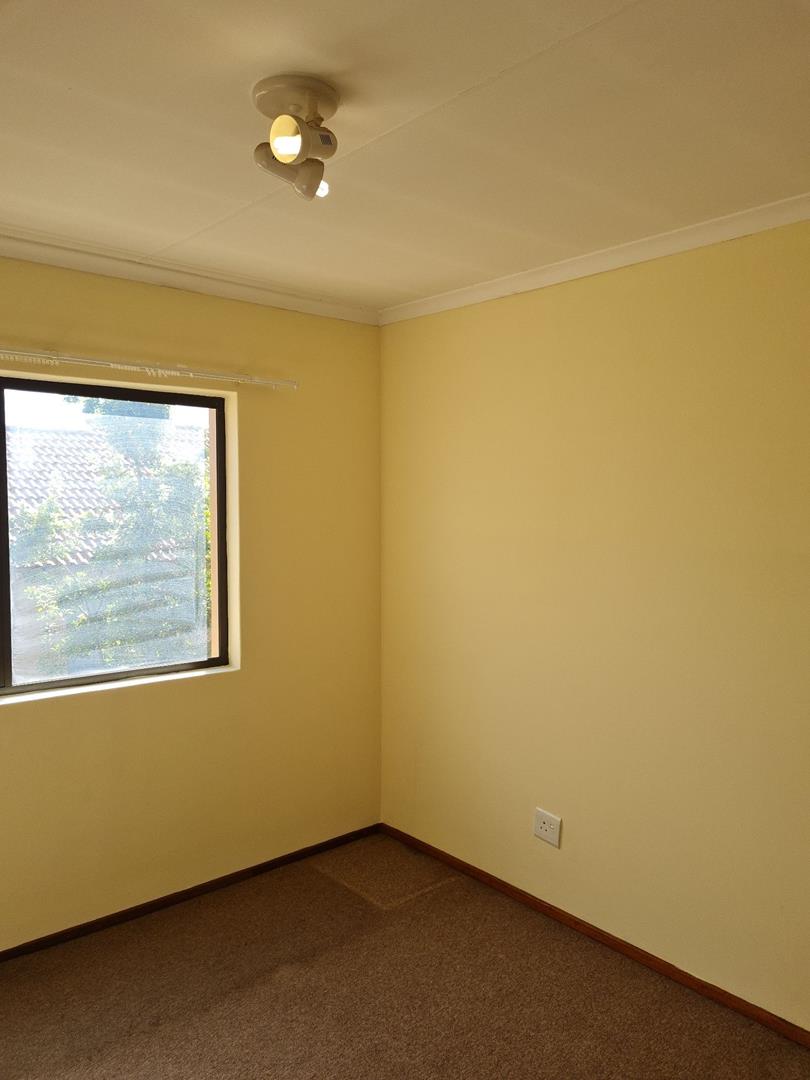 To Let 2 Bedroom Property for Rent in Noordhang Gauteng