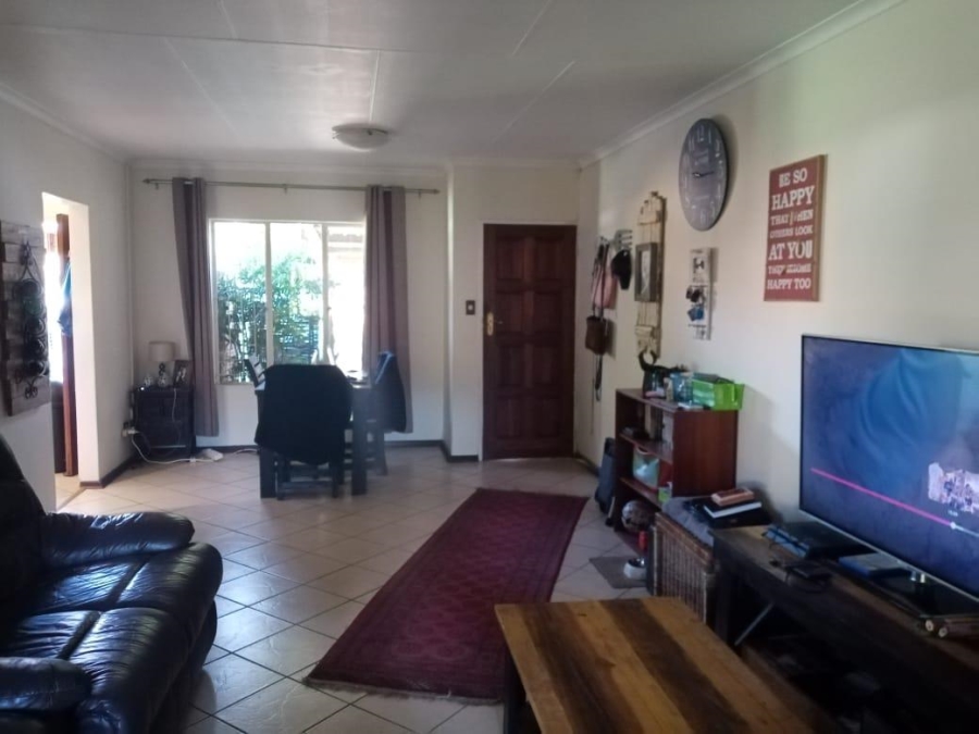 2 Bedroom Property for Sale in Wapadrand Gauteng