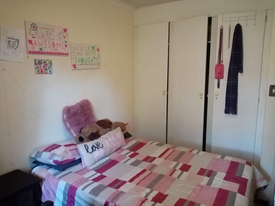 2 Bedroom Property for Sale in Wapadrand Gauteng