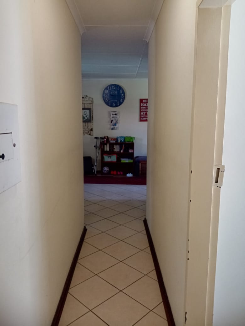 2 Bedroom Property for Sale in Wapadrand Gauteng