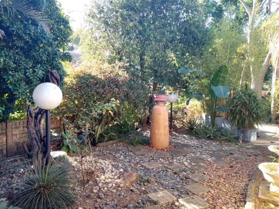 2 Bedroom Property for Sale in Wapadrand Gauteng