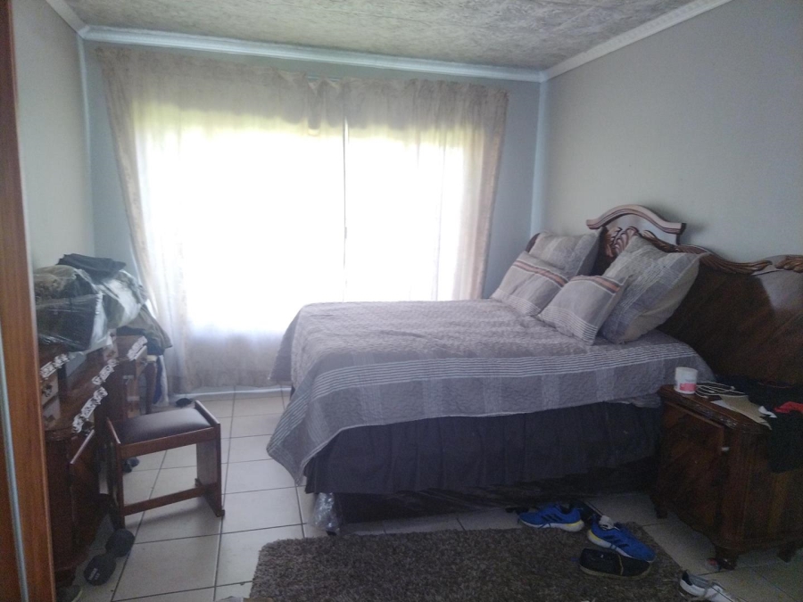 4 Bedroom Property for Sale in Glen Marais Gauteng