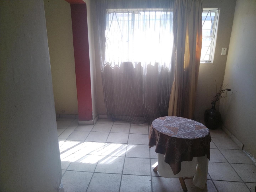 4 Bedroom Property for Sale in Glen Marais Gauteng