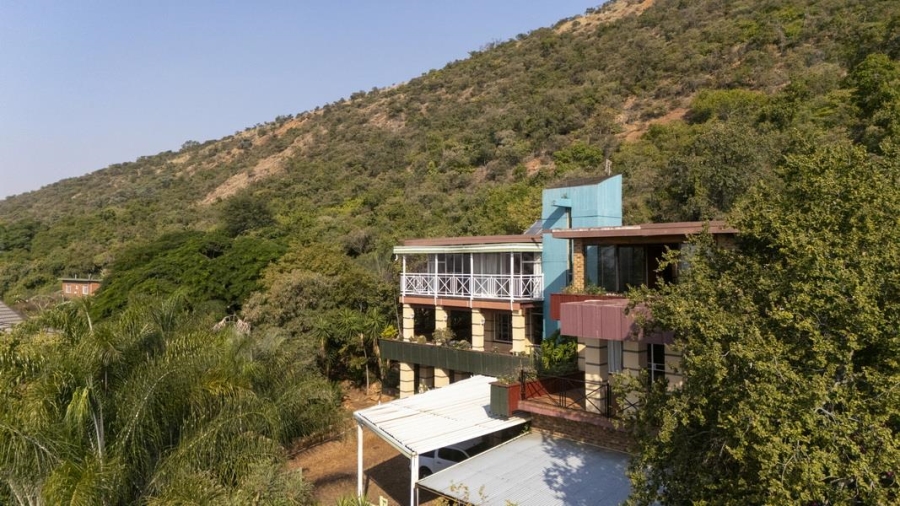 4 Bedroom Property for Sale in Pretoria North Gauteng