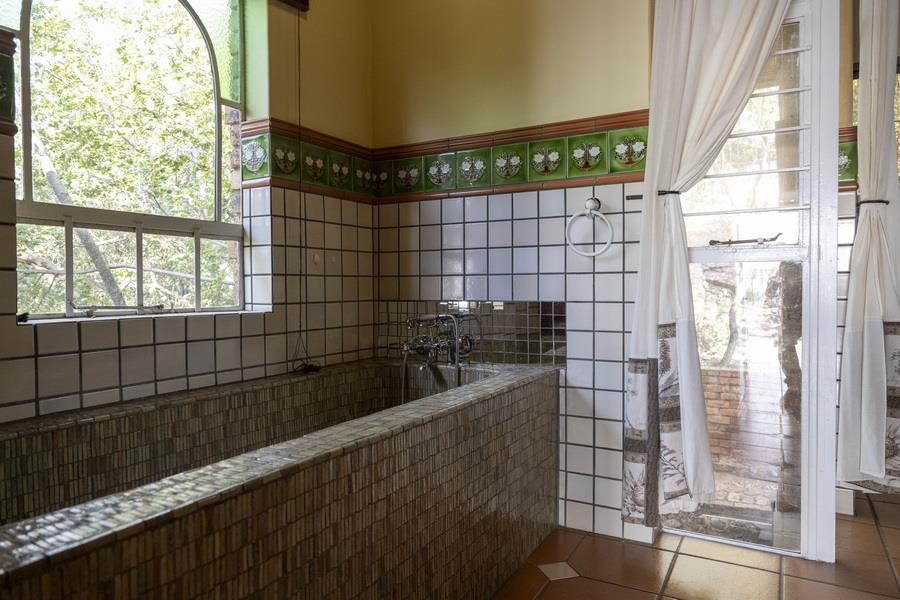 4 Bedroom Property for Sale in Pretoria North Gauteng